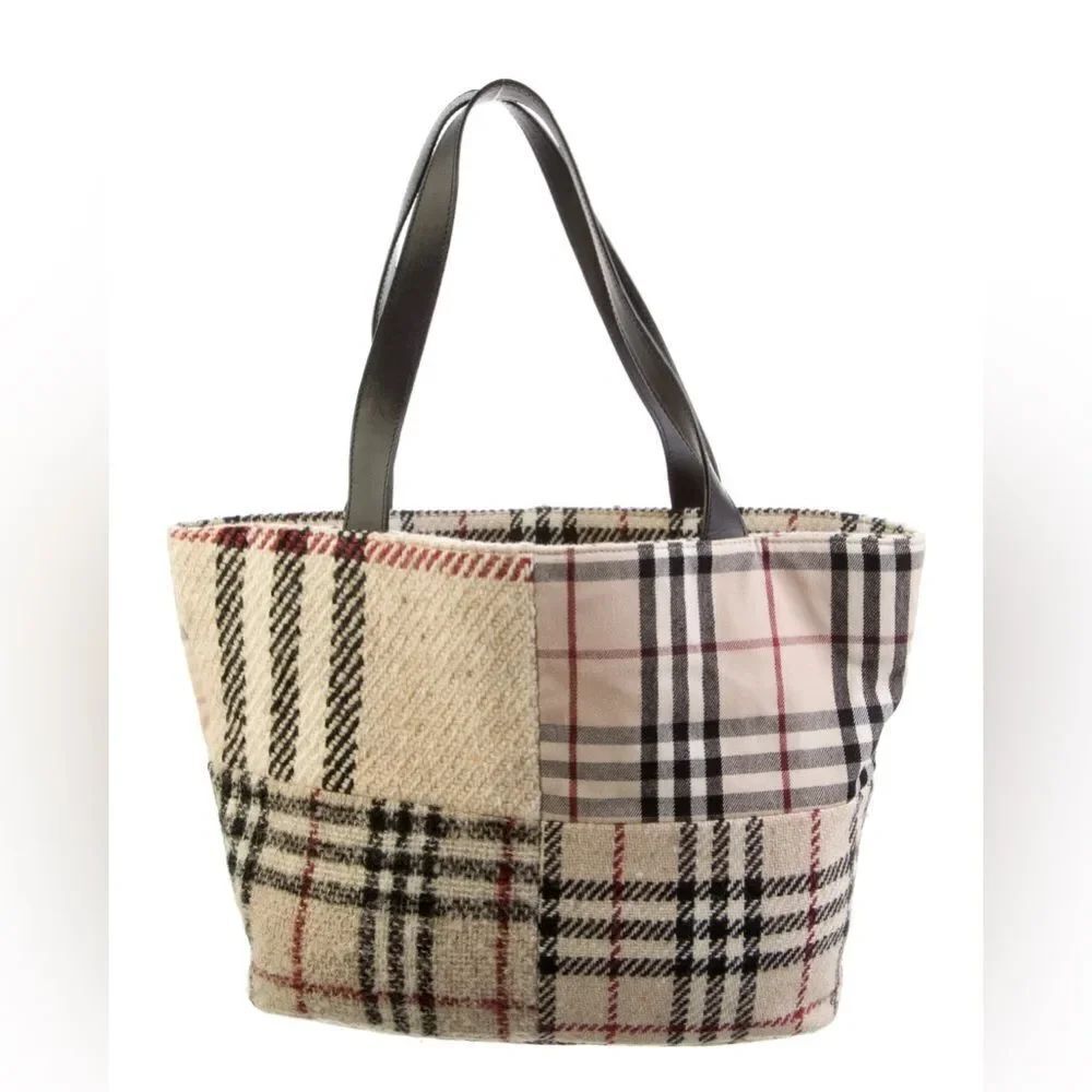 Burberry *RARE* *CABIN COUTURE* Wool Novacheck Plaid Tote Bag